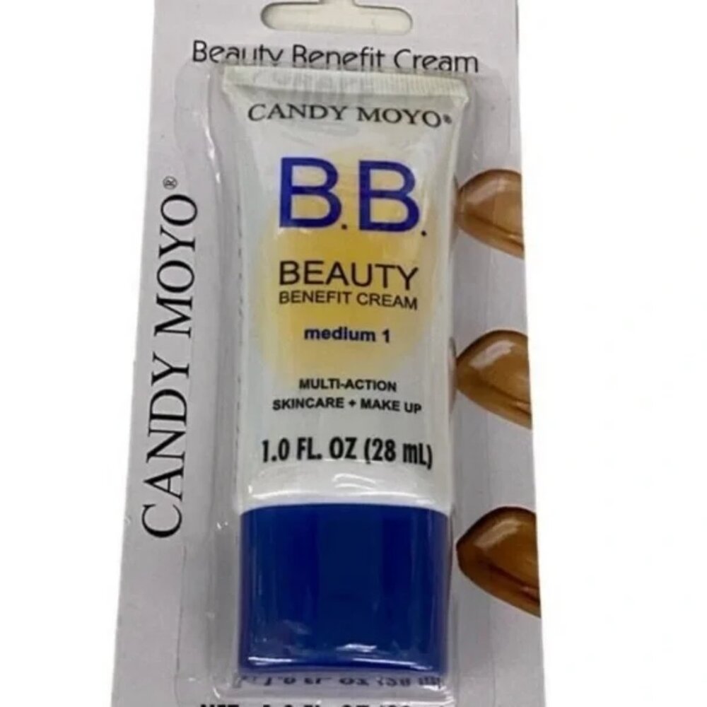 Sassy Chic BB Cream Medium Foundation Concealer Light Coverage Full Size